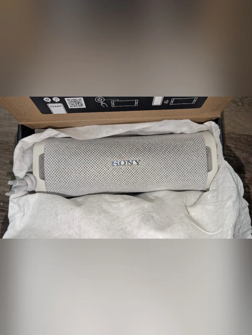 Sony ULT FIELD 1 Wireless Portable Bluetooth Speaker SRS-ULT10 Off-White Openbox